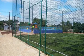 PREFEITURA DE IVAÍ FAZ ENTREGA DE NOVAS QUADRAS DE GRAMA SINTÉTICA.