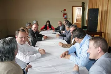 Em reuni?o realizada na manh? desta quarta-feira,