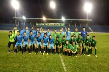 Atletas de Ivaí participam de peneira no Prudentópolis F.C.