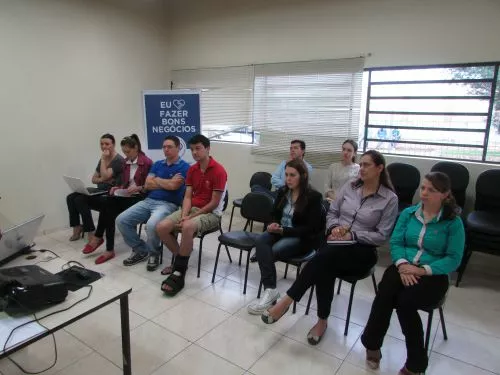PREFEITURA REALIZA REUNIÃO PARA TRATAR ASSUNTOS RELATIVOS AO NOVO CÓDIGO TRIBUTÁRIO MUNICIPAL