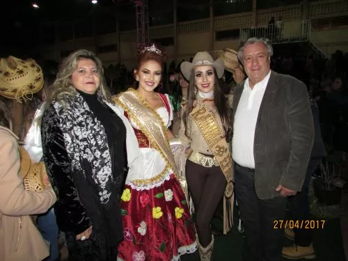 Uma Noite Especial para as Candidatas a Rainha da 15ª Festa das Associações